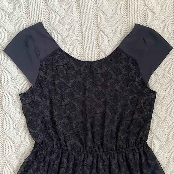 🌼2 for $20🌼 American Eagle Black Floral Pattern Flowy Dress - Picture 3 of 9